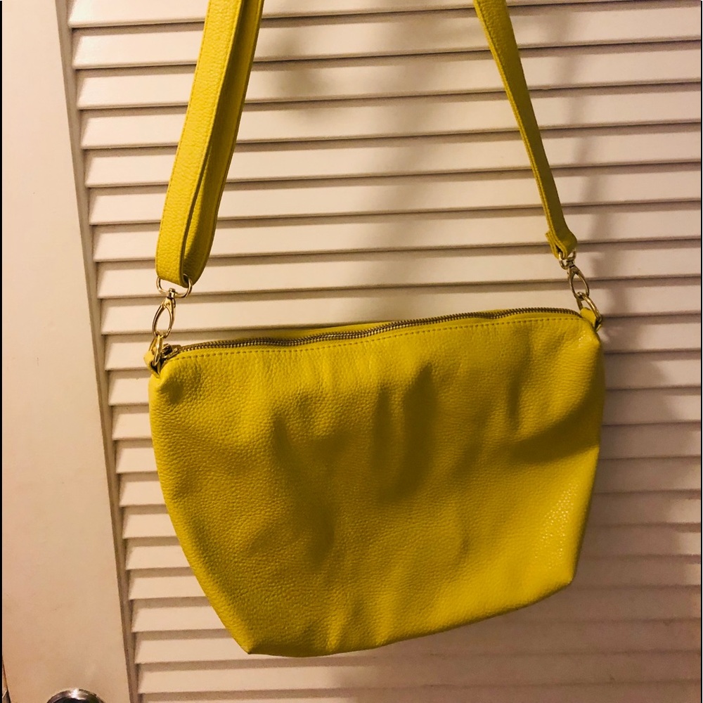 Steve Madden Lime Green leather handbag
